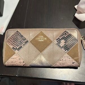 Coach Women's Patchwork Wallet - Multicolor